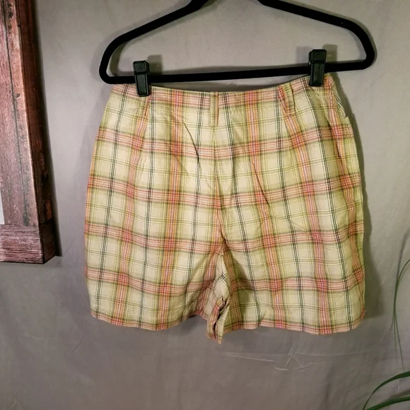 Liz Claiborne Vintage plaid shorts - Picture 6 of 6